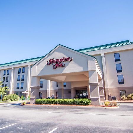 Hampton Inn Groton/Mystic Exterior photo
