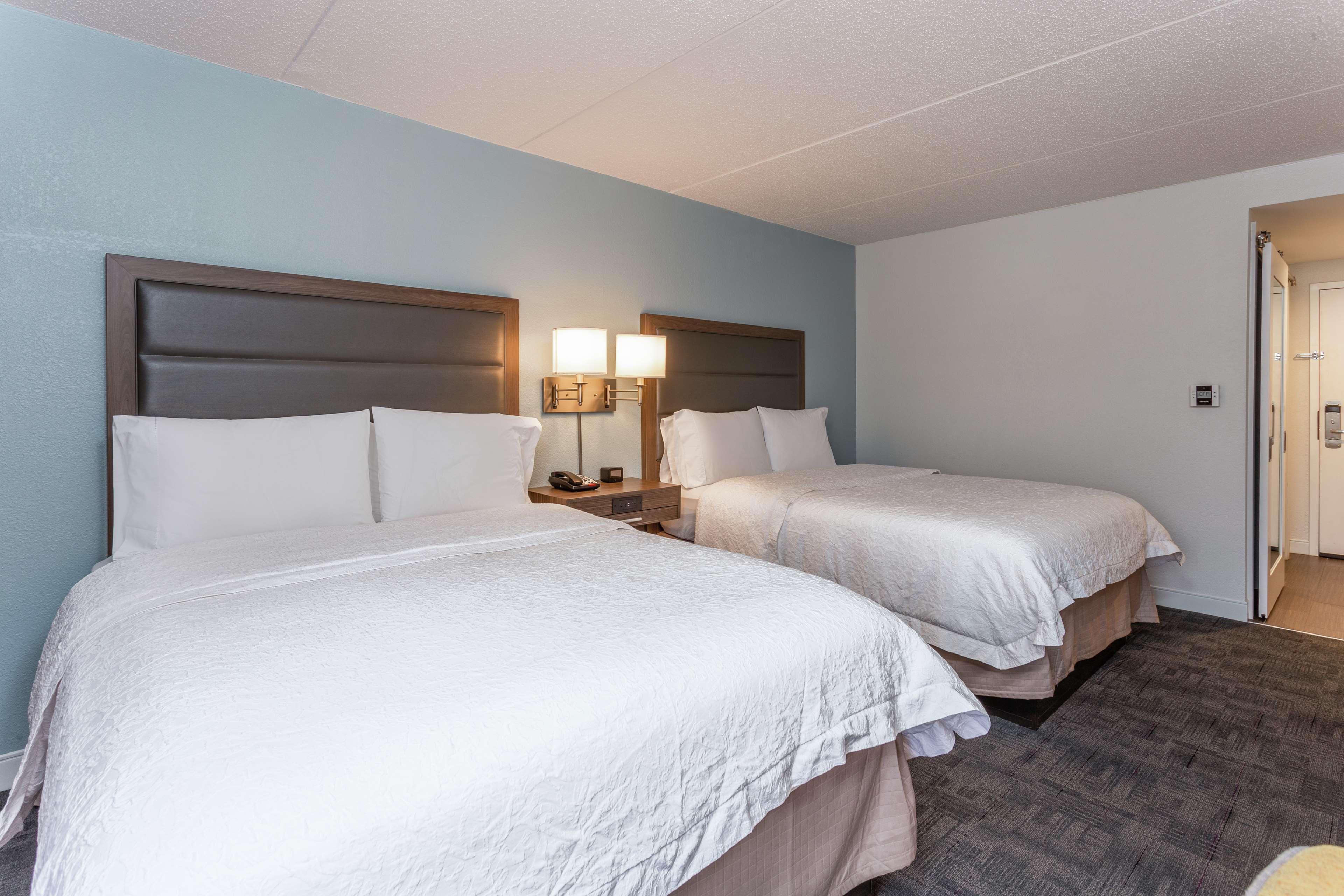 Hampton Inn Groton/Mystic Exterior photo