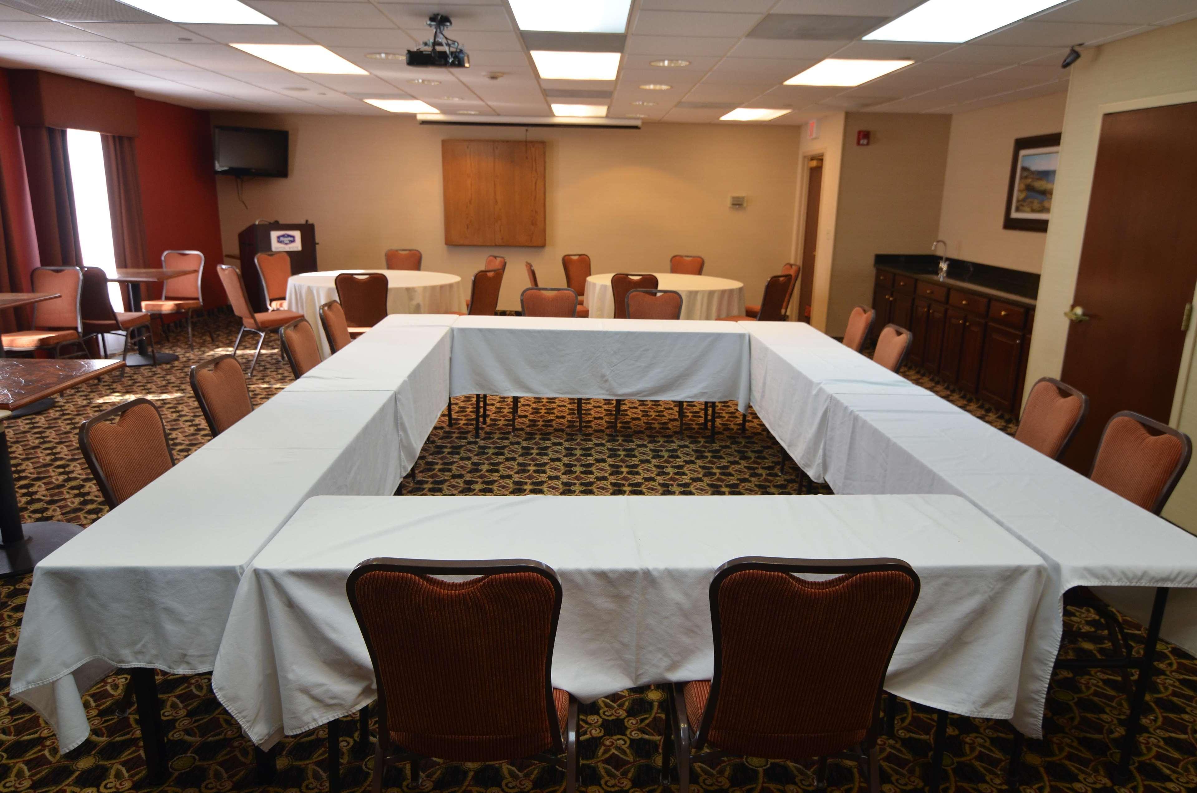Hampton Inn Groton/Mystic Exterior photo