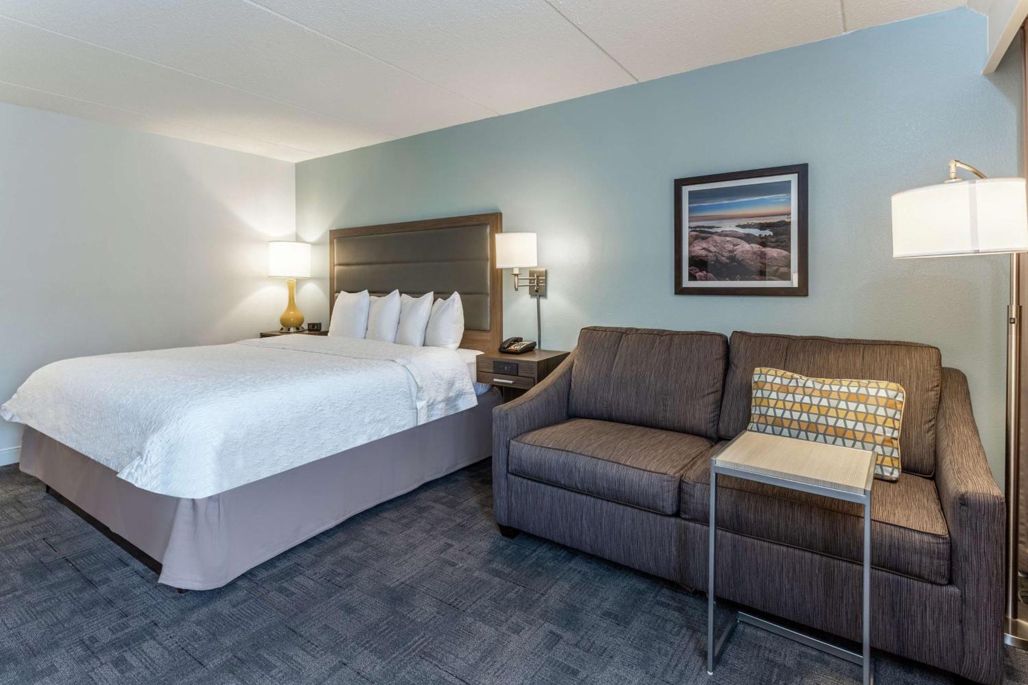 Hampton Inn Groton/Mystic Exterior photo
